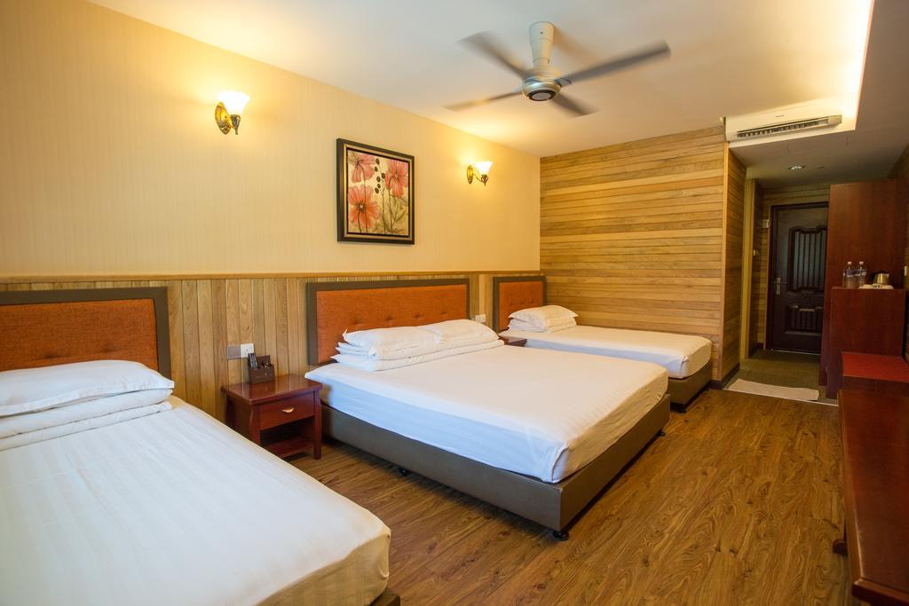 Summer Bay Resort, Lang Tengah Island Exterior photo