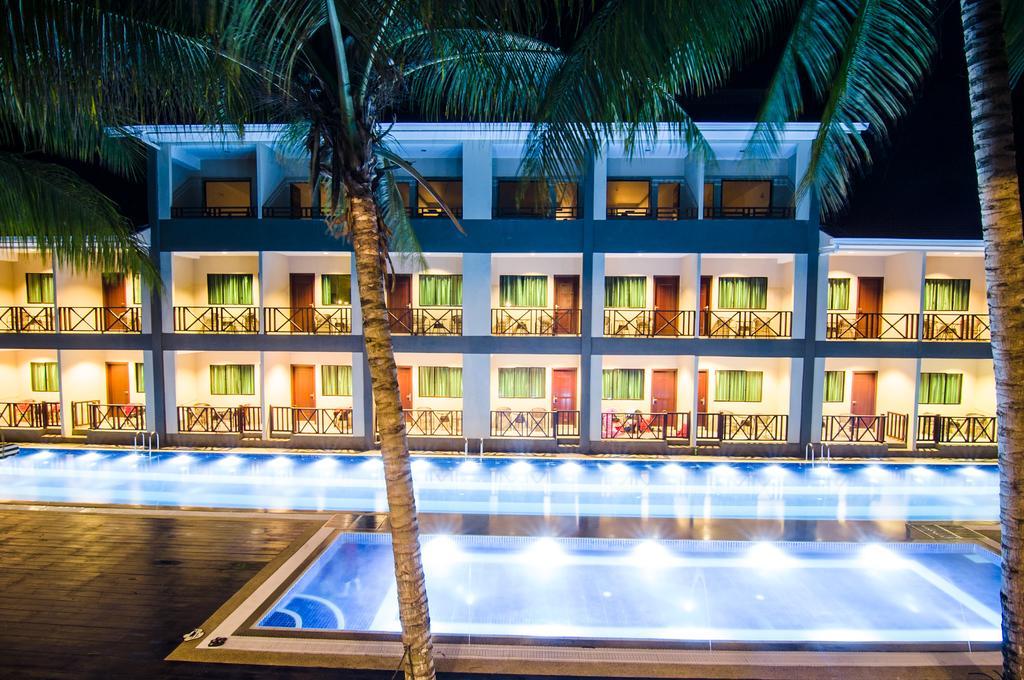 Summer Bay Resort, Lang Tengah Island Exterior photo